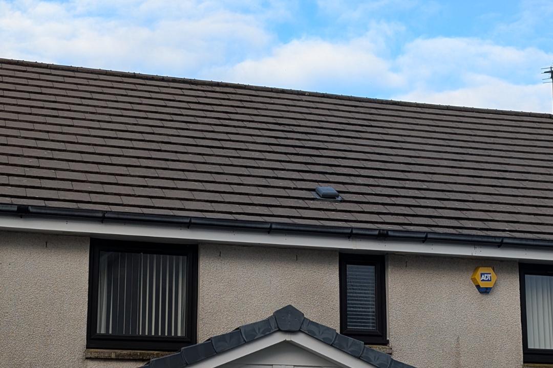 Fresh Top Roof Cleaning - clean roof with flat tiles in Falkirk